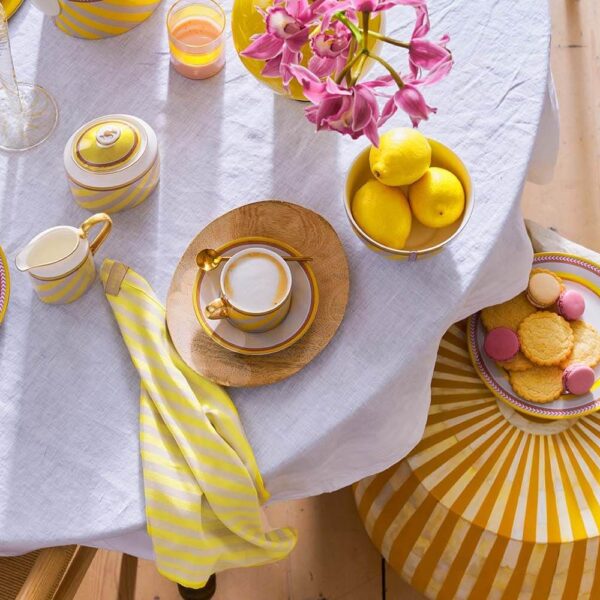 pip_chique_ss2024_stripe_yellow_01_lr